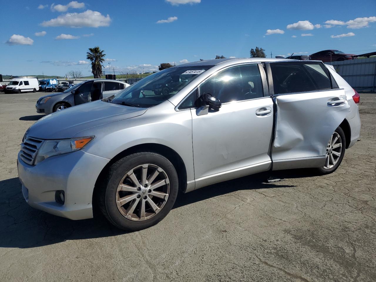 TOYOTA VENZA 2011