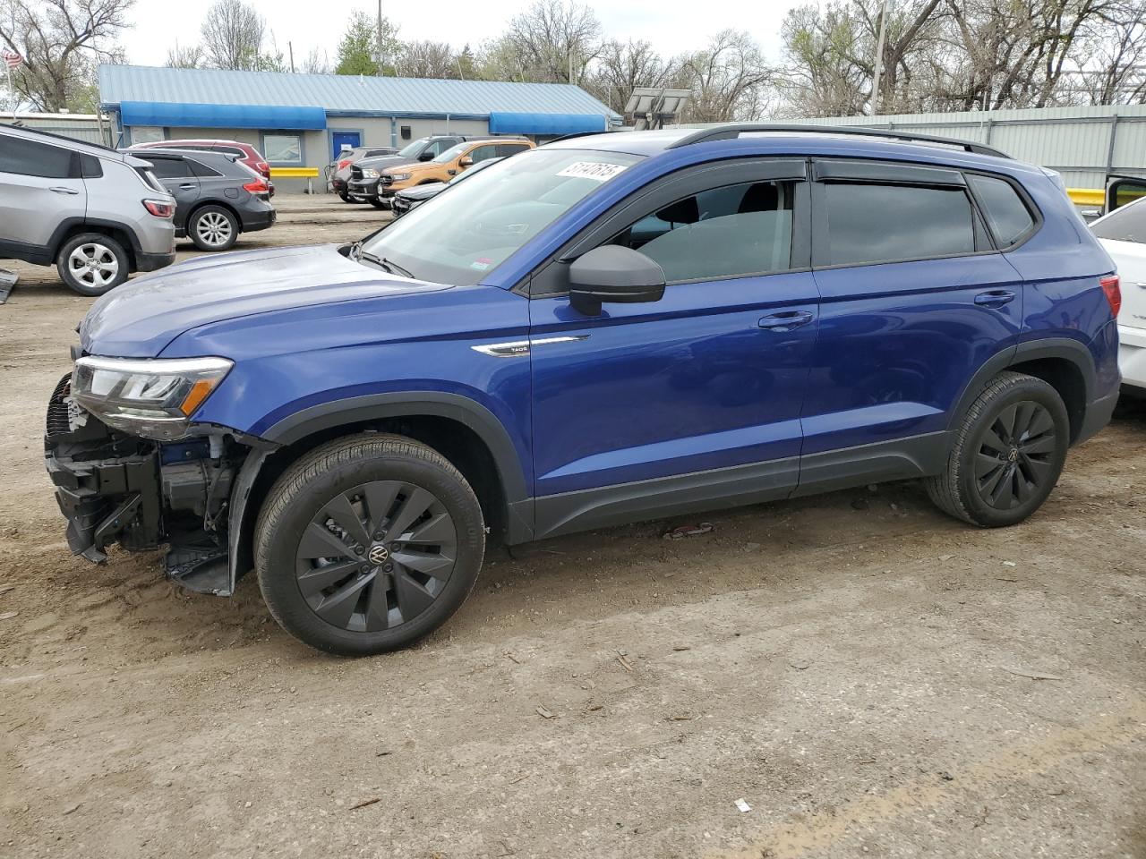 VOLKSWAGEN TAOS S 2024