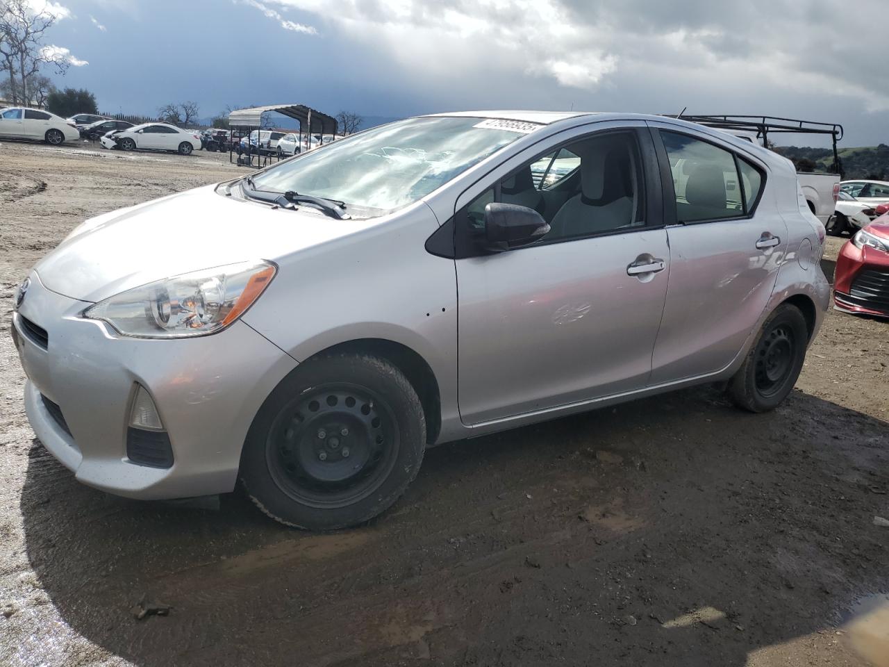 TOYOTA PRIUS C 2012