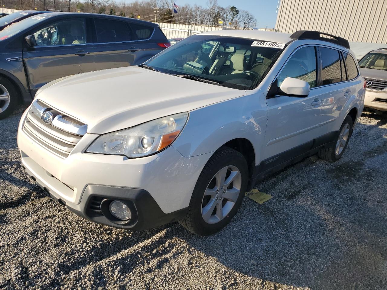 SUBARU OUTBACK 2. 2013