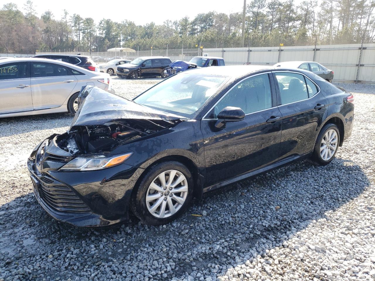 TOYOTA CAMRY LE 2020