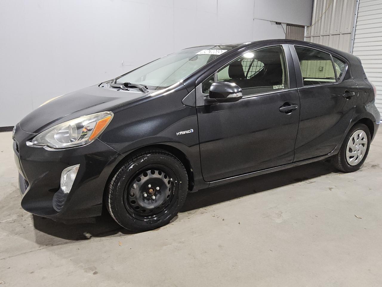 TOYOTA PRIUS C 2016