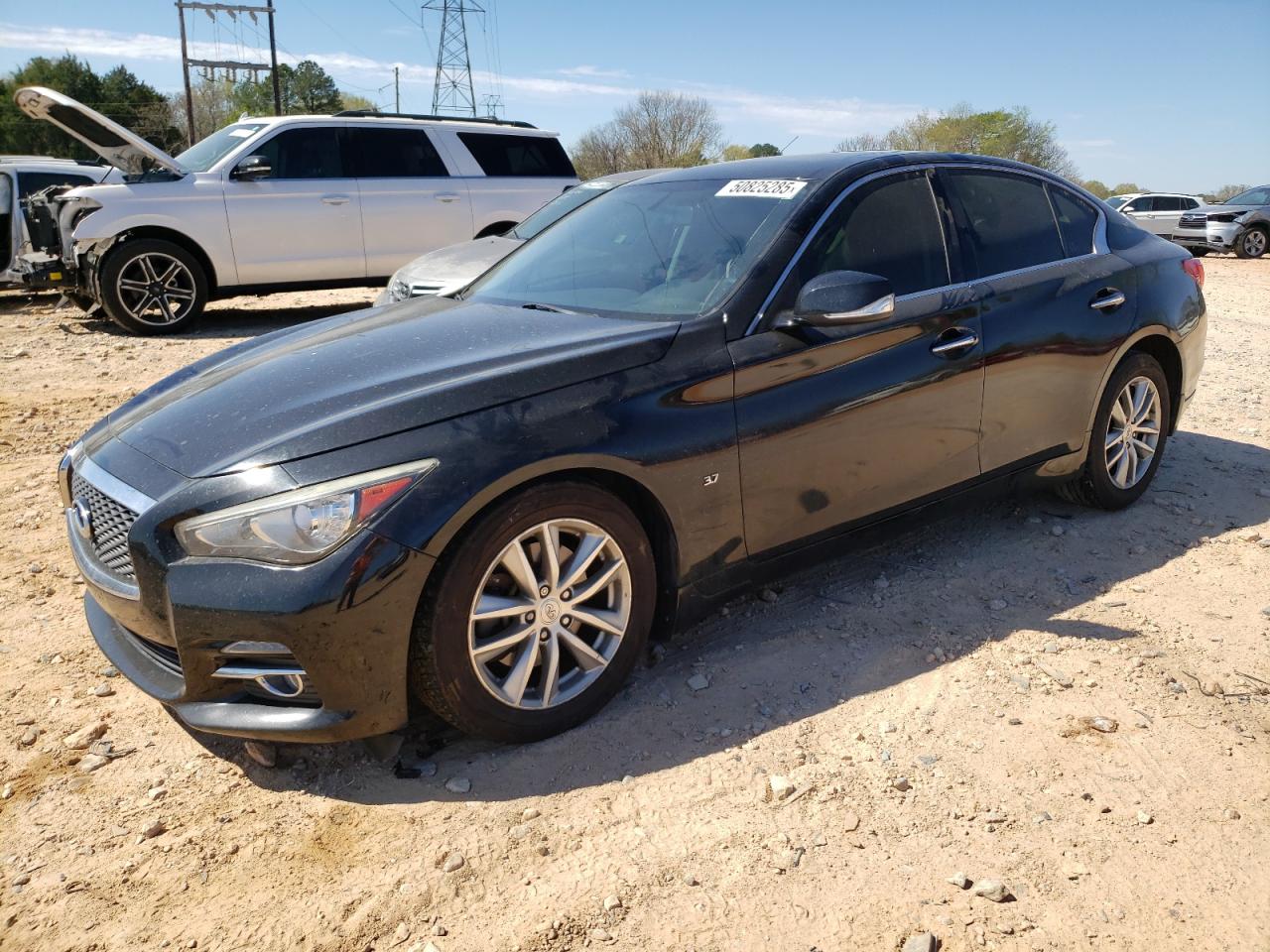 INFINITI Q50 BASE 2015