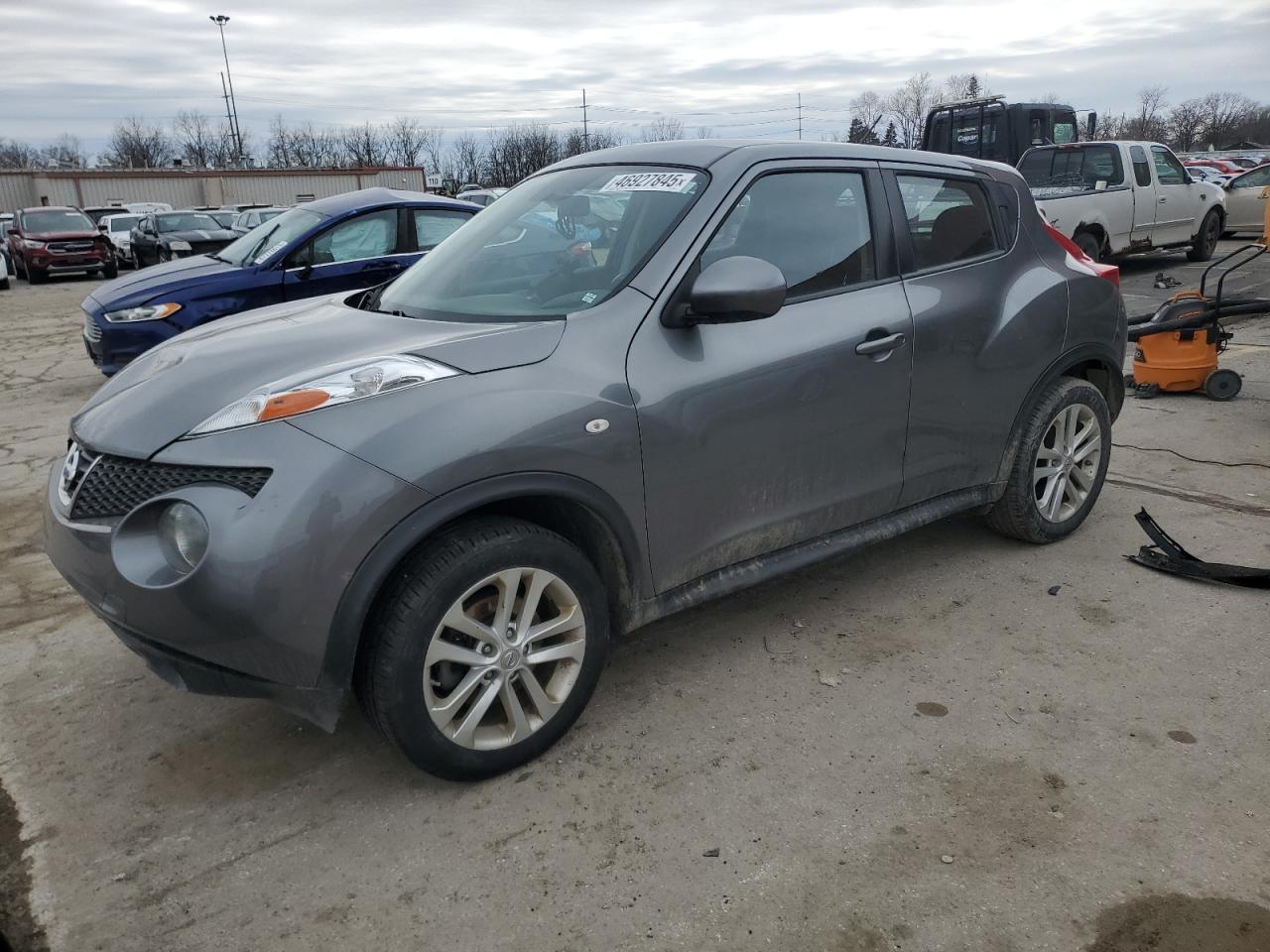 NISSAN JUKE S 2013