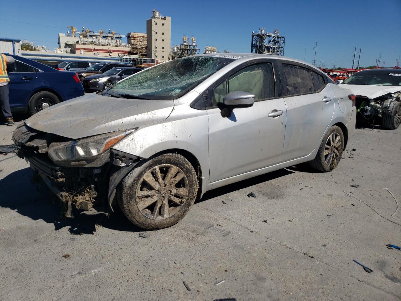 NISSAN VERSA SV 2020