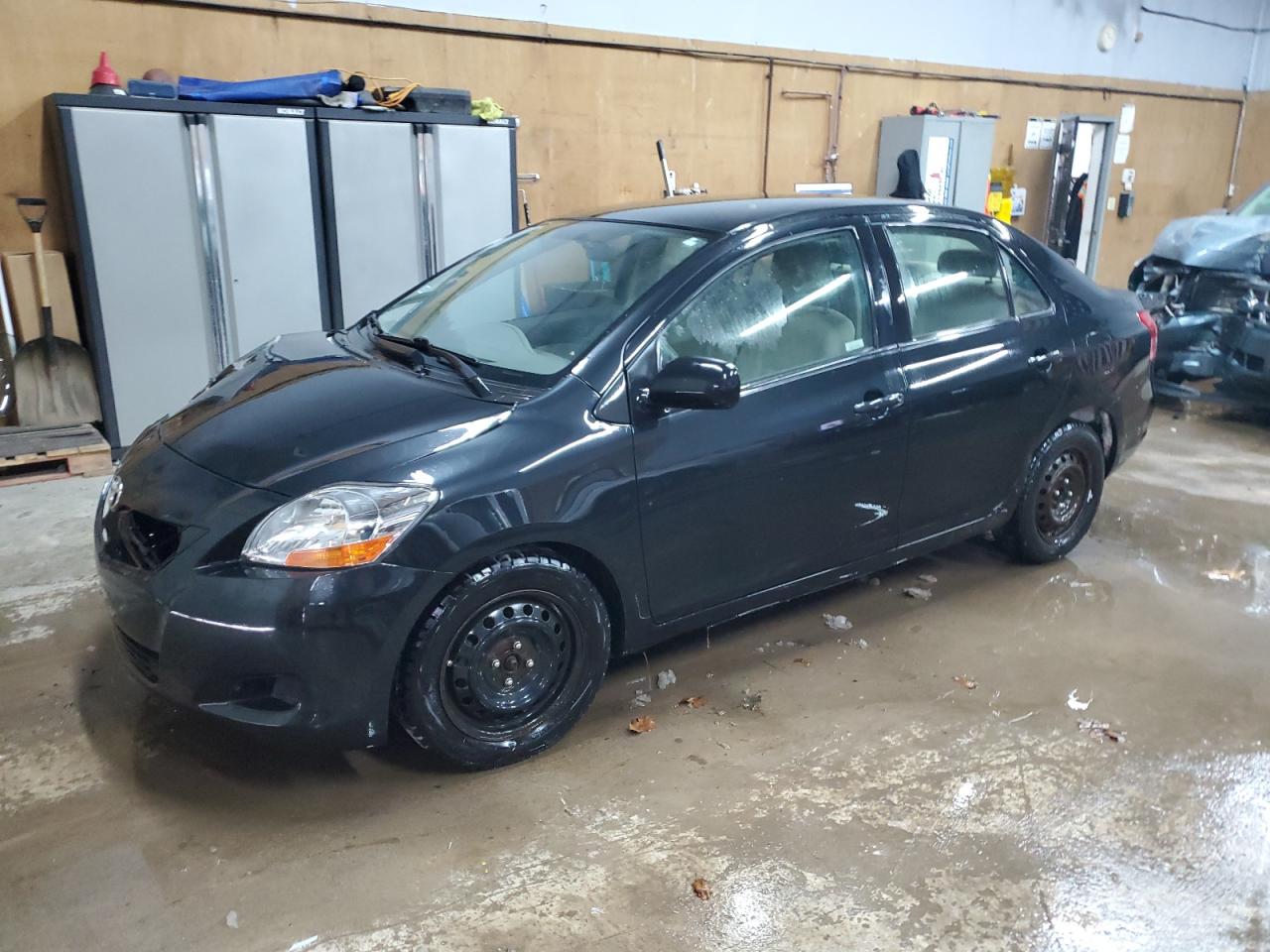 TOYOTA YARIS 2009