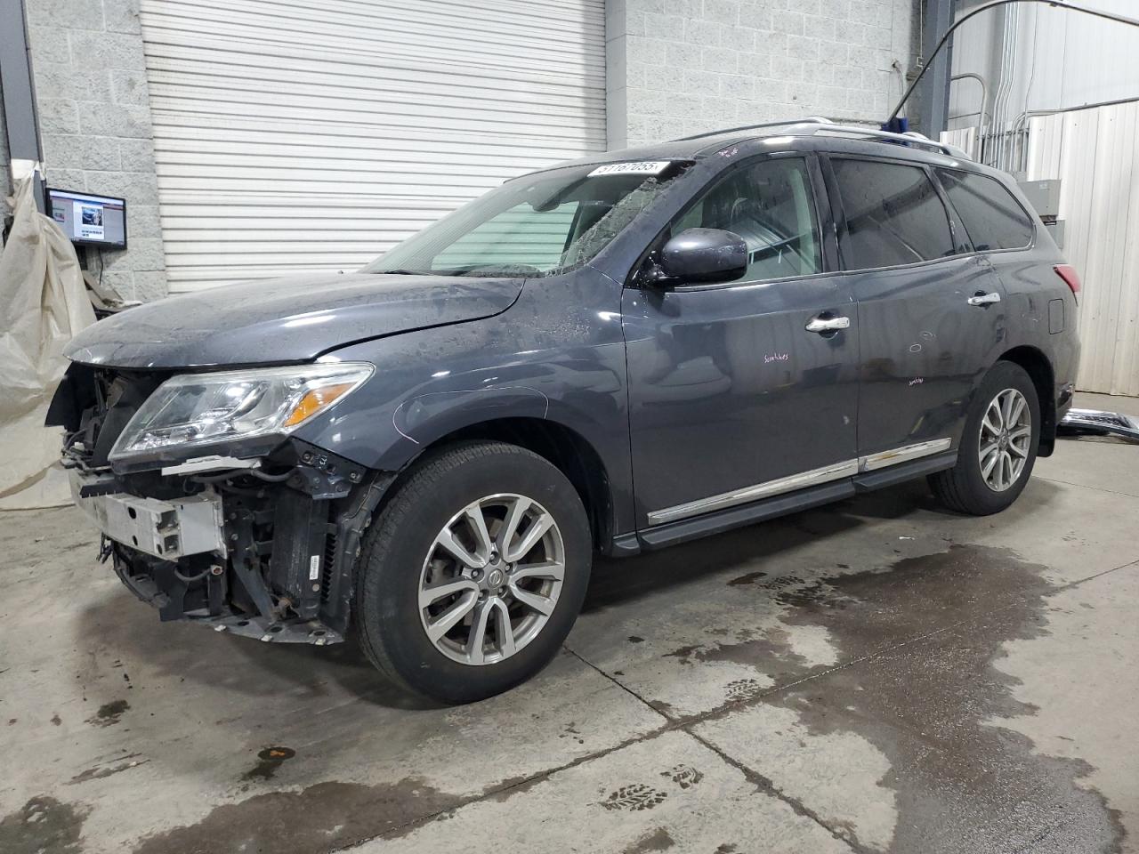 NISSAN PATHFINDER 2013