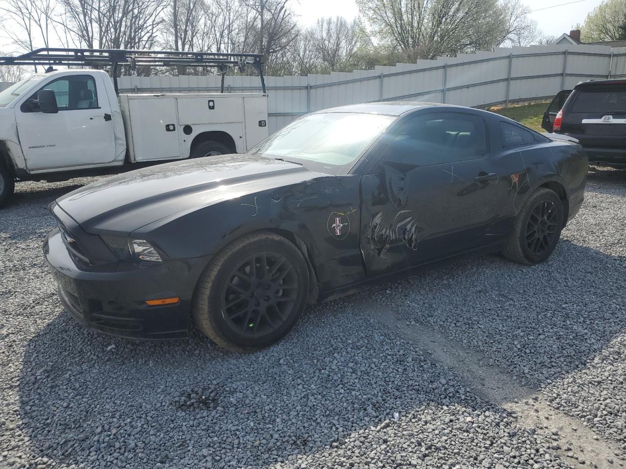 FORD MUSTANG 2013