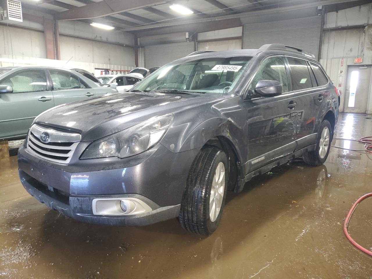 SUBARU OUTBACK 2. 2012