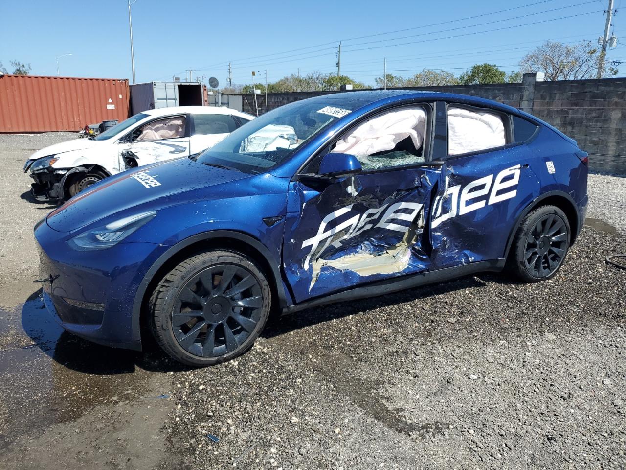 TESLA MODEL Y 2022