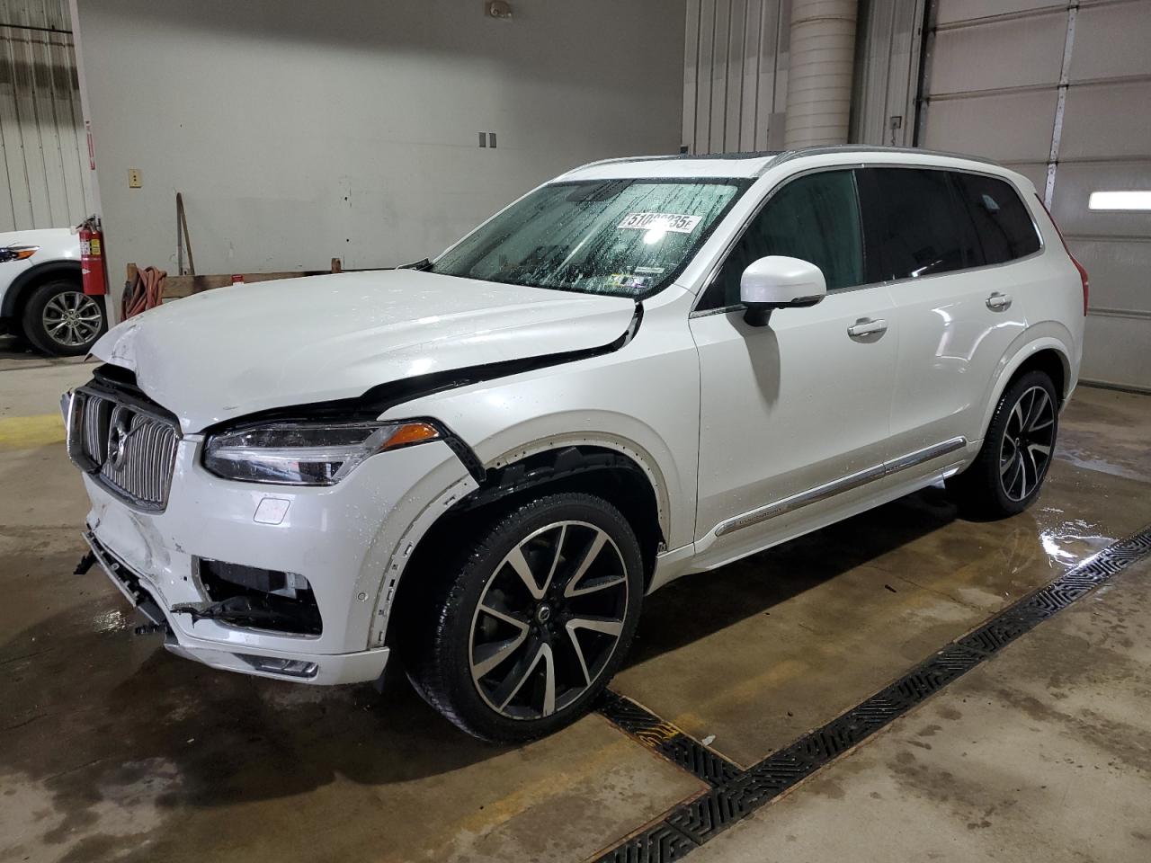 VOLVO XC90 T6 2018