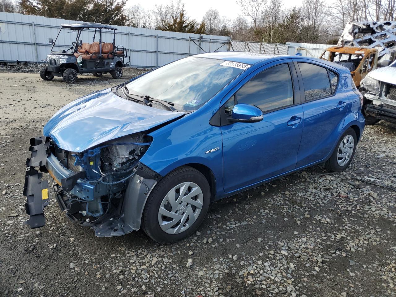 TOYOTA PRIUS C 2015