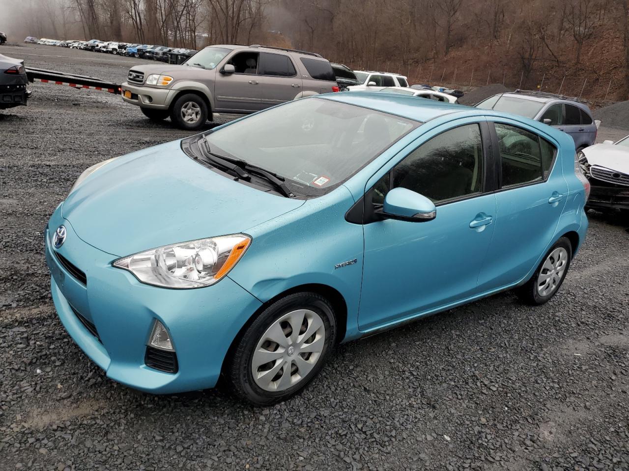 TOYOTA PRIUS C 2014