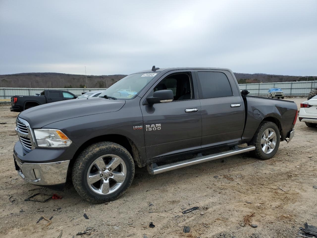 RAM 1500 SLT 2017