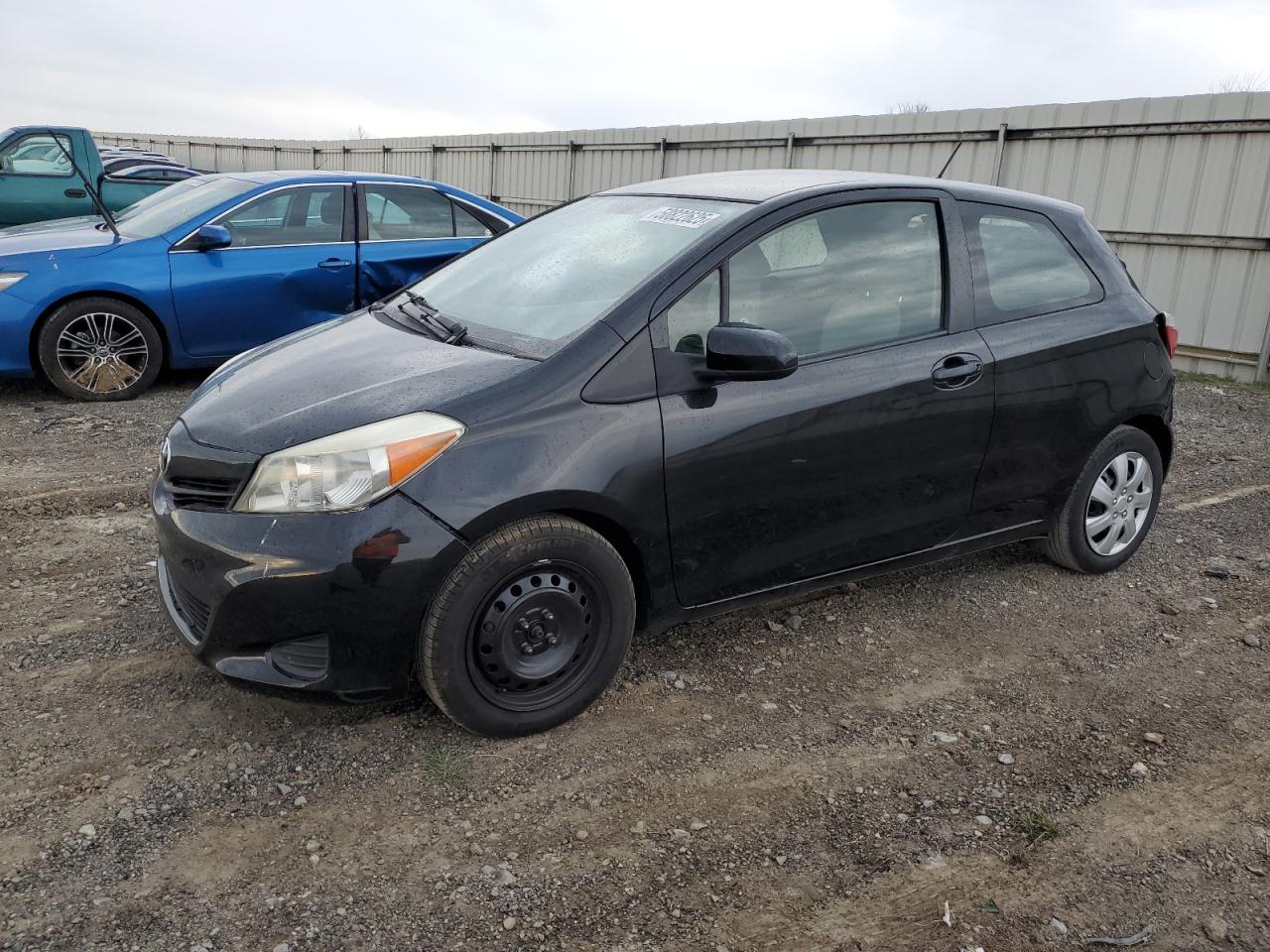 TOYOTA YARIS 2012