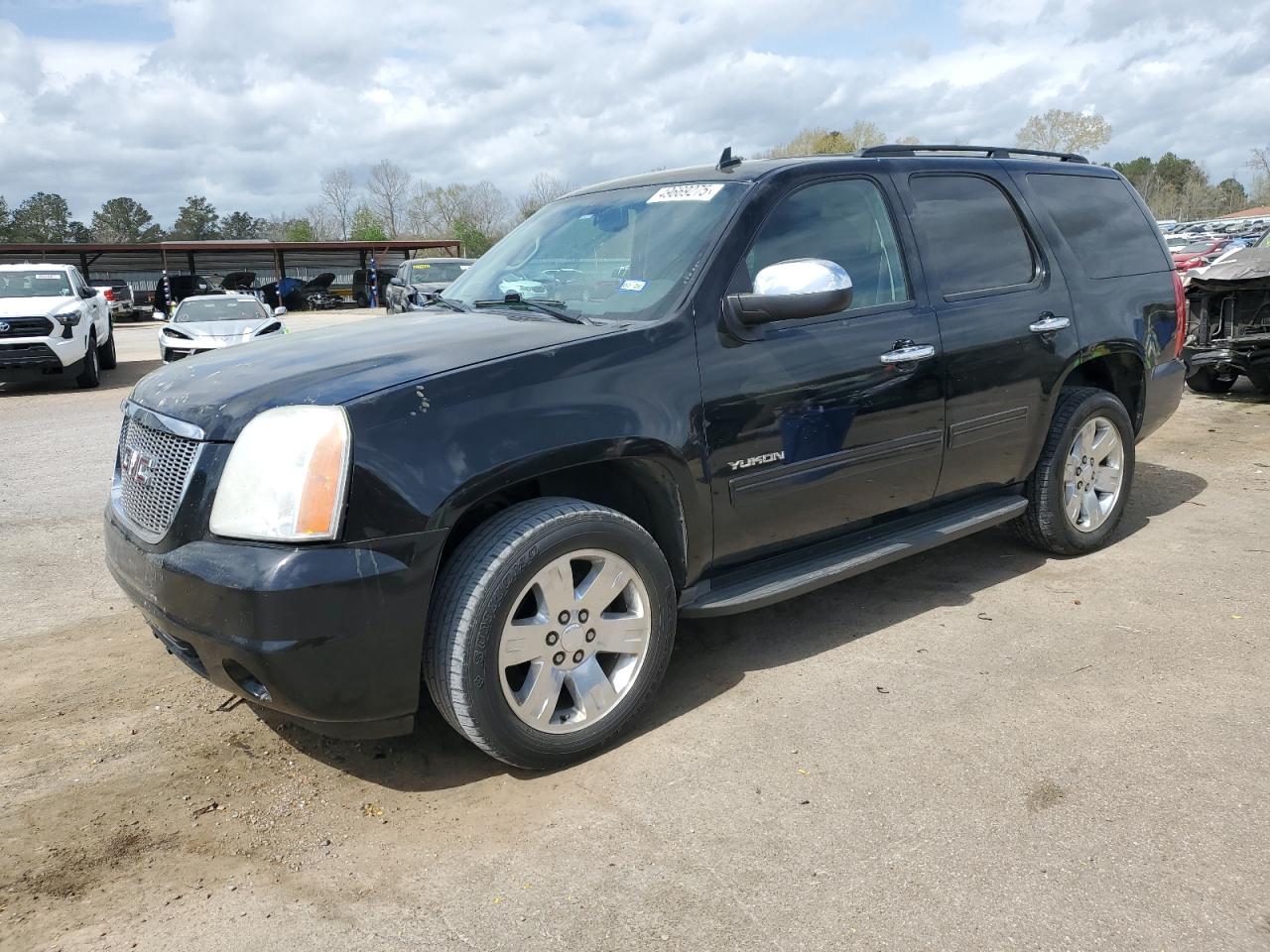 GMC YUKON SLE 2011