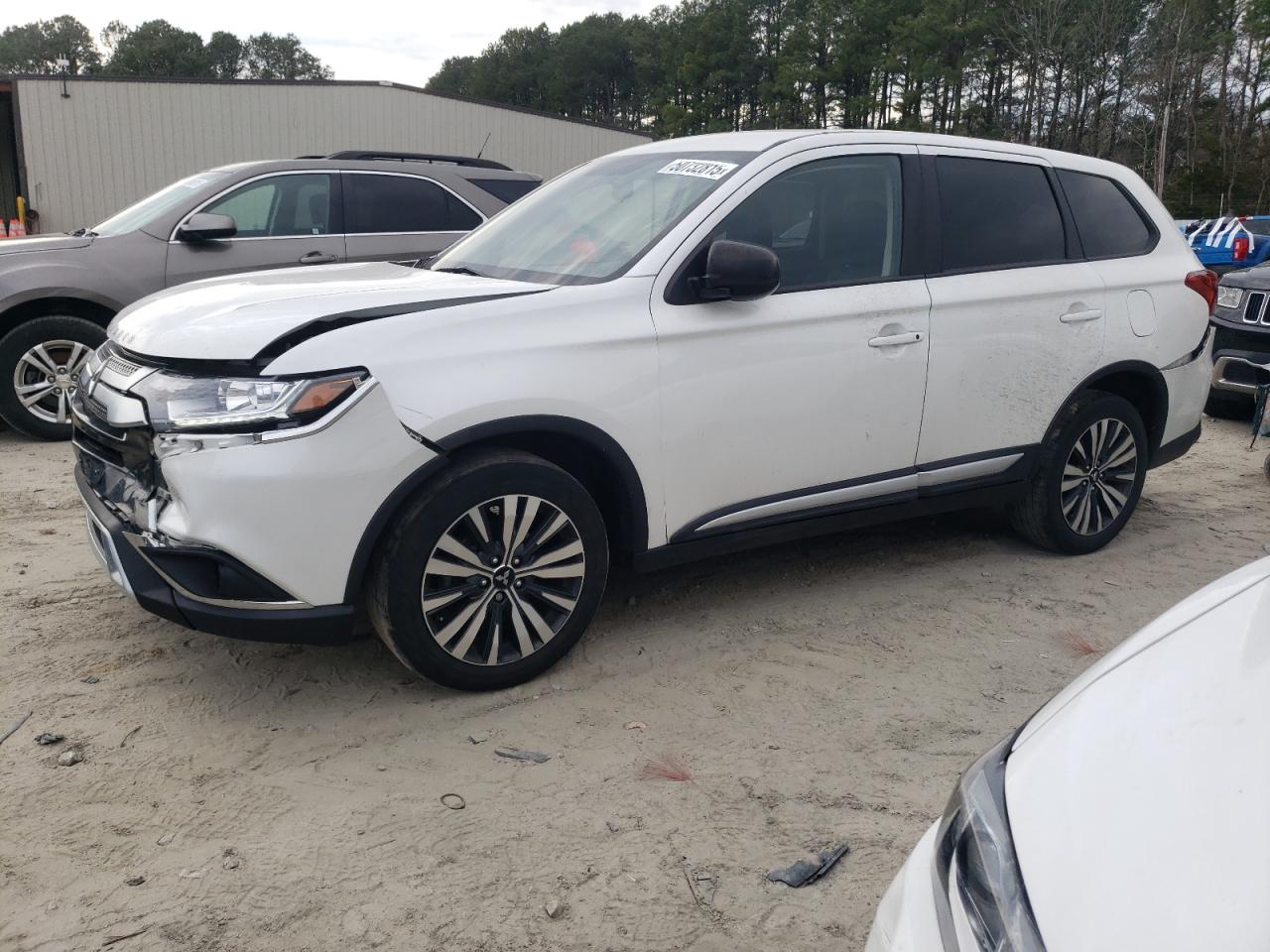 MITSUBISHI OUTLANDER 2020