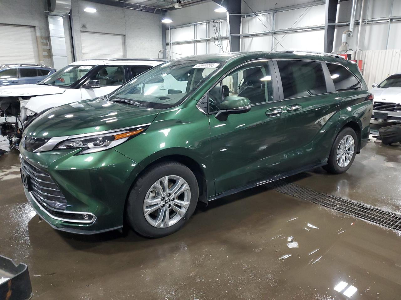 TOYOTA SIENNA LIM 2023