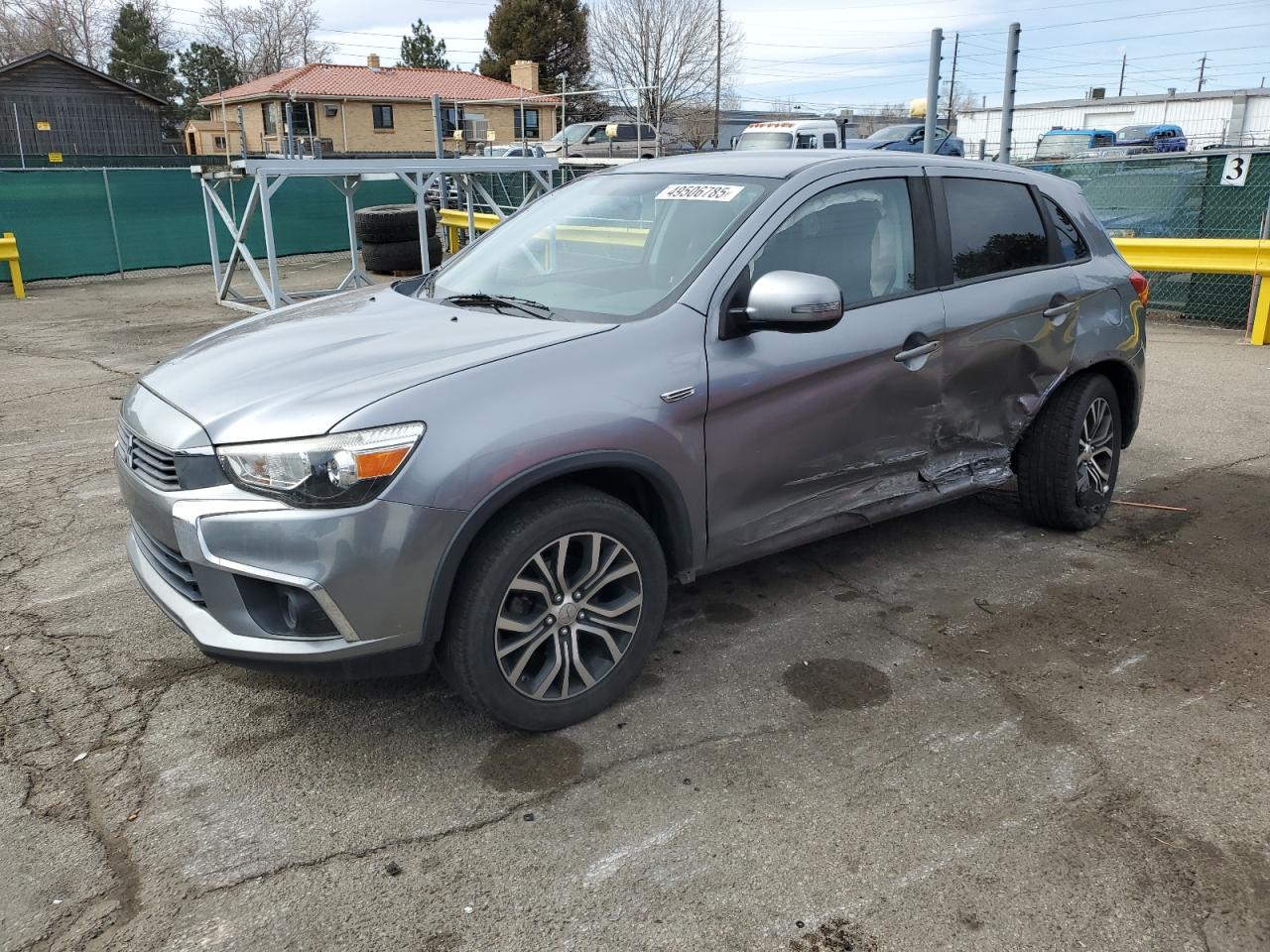 MITSUBISHI OUTLANDER 2016