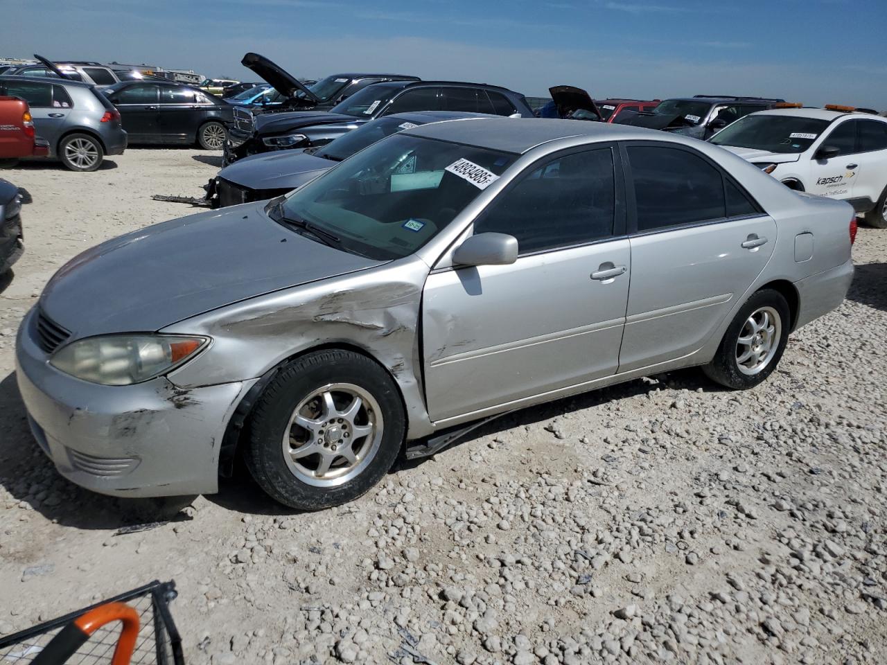 TOYOTA CAMRY LE 2005