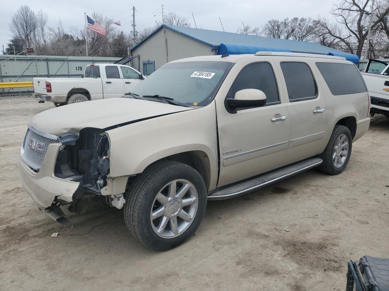 GMC YUKON XL D 2011