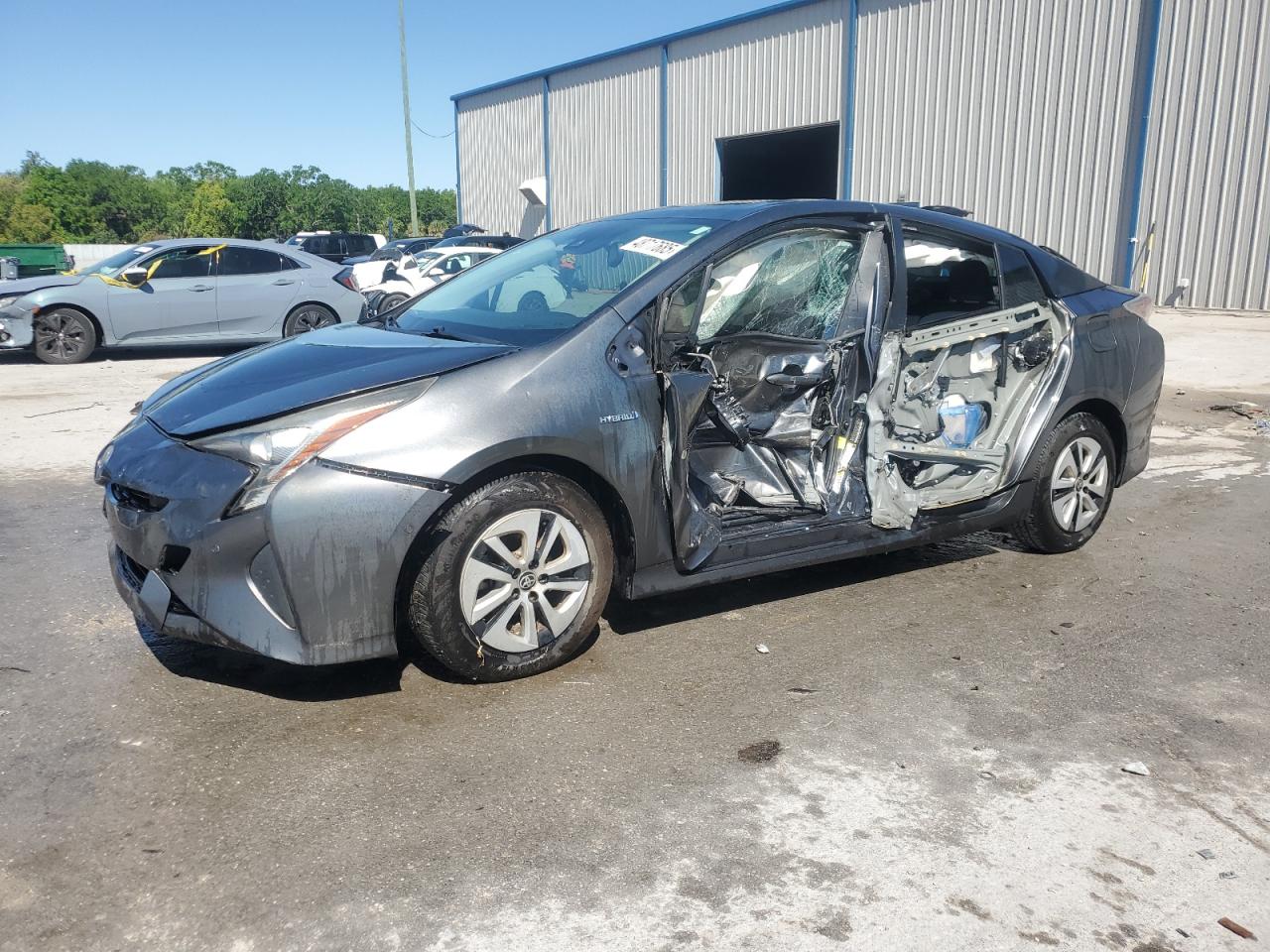TOYOTA PRIUS 2017
