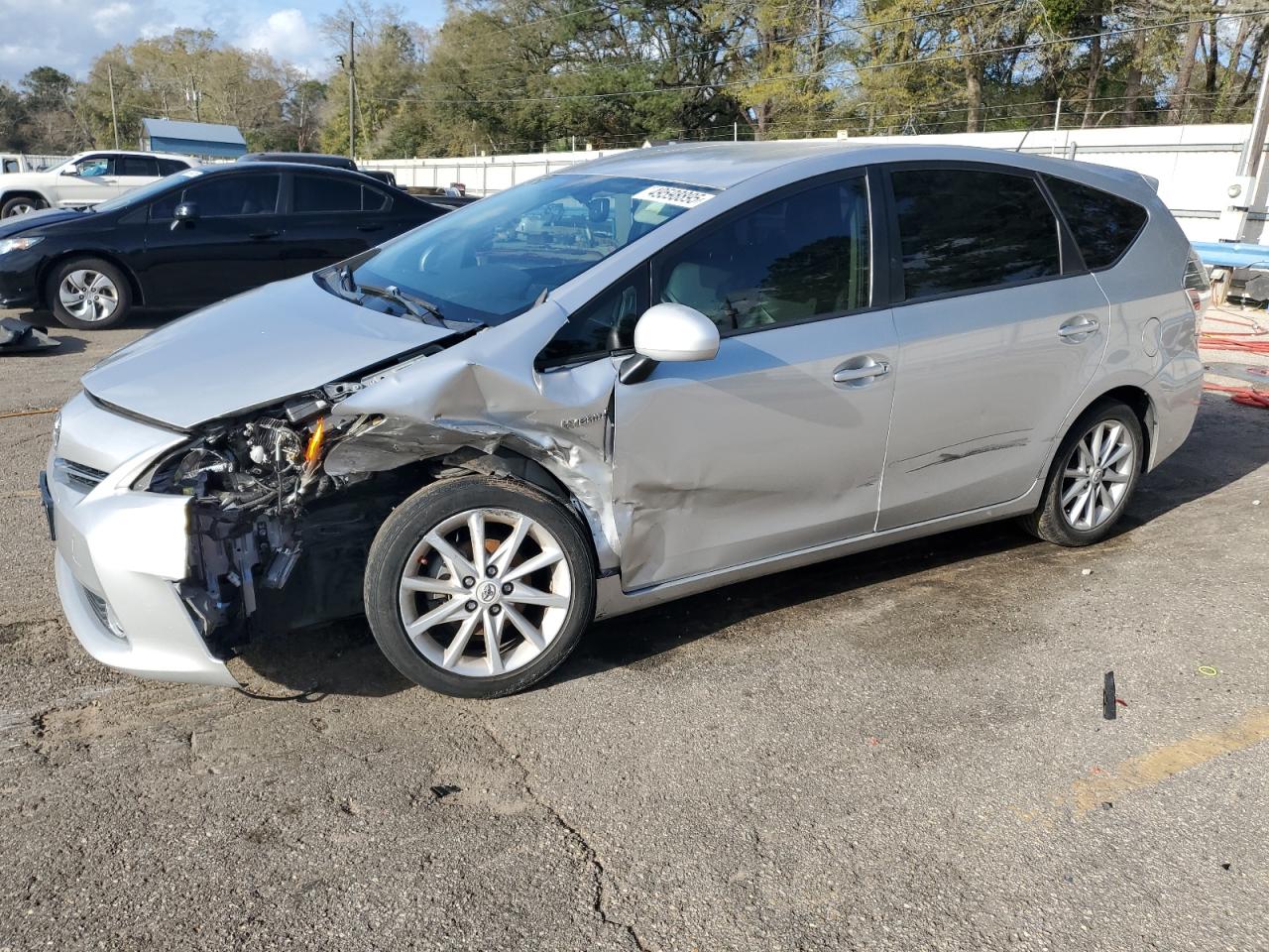 TOYOTA PRIUS V 2012