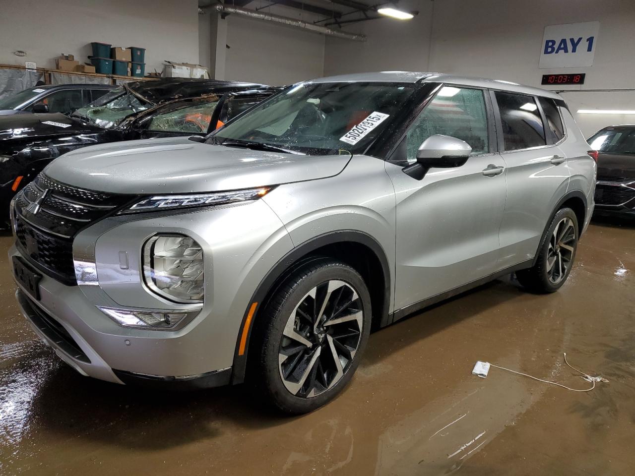 MITSUBISHI OUTLANDER 2023