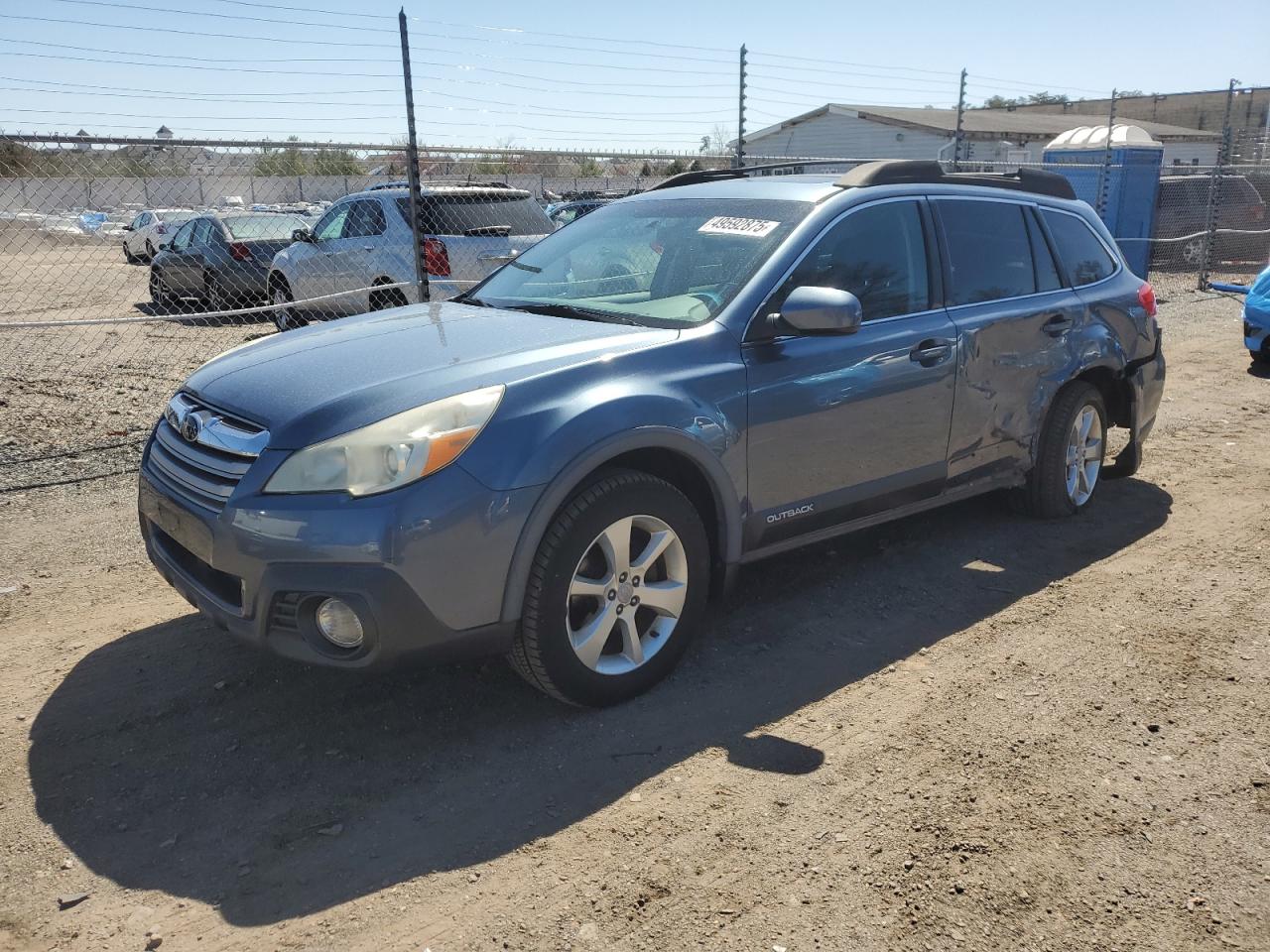 SUBARU OUTBACK 2. 2013