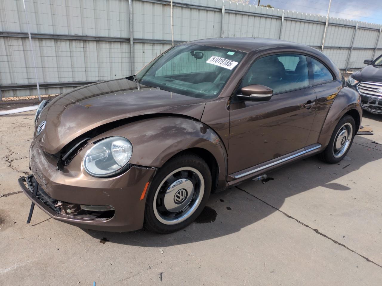 VOLKSWAGEN BEETLE 2013