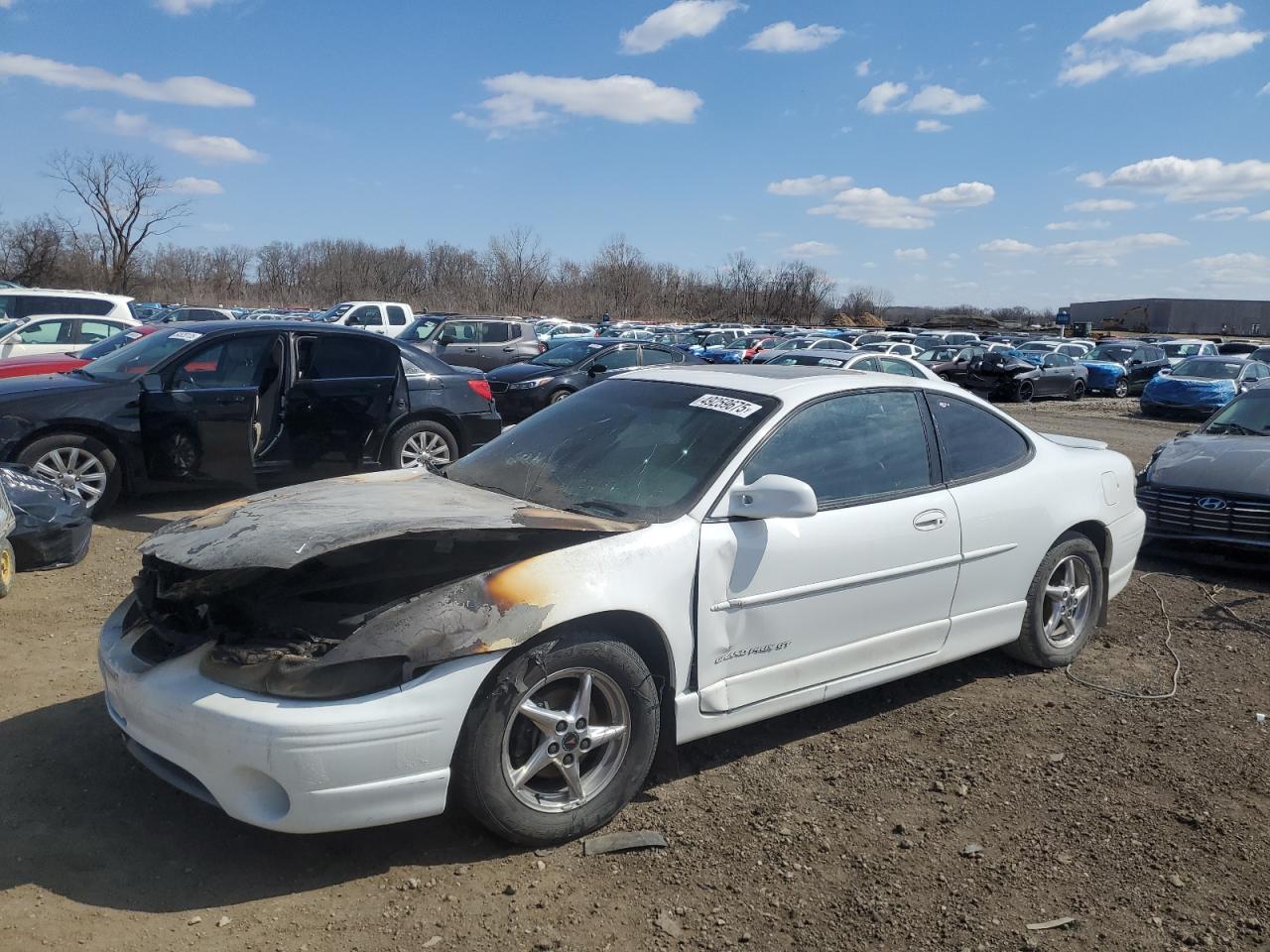 PONTIAC GRAND PRIX 2001