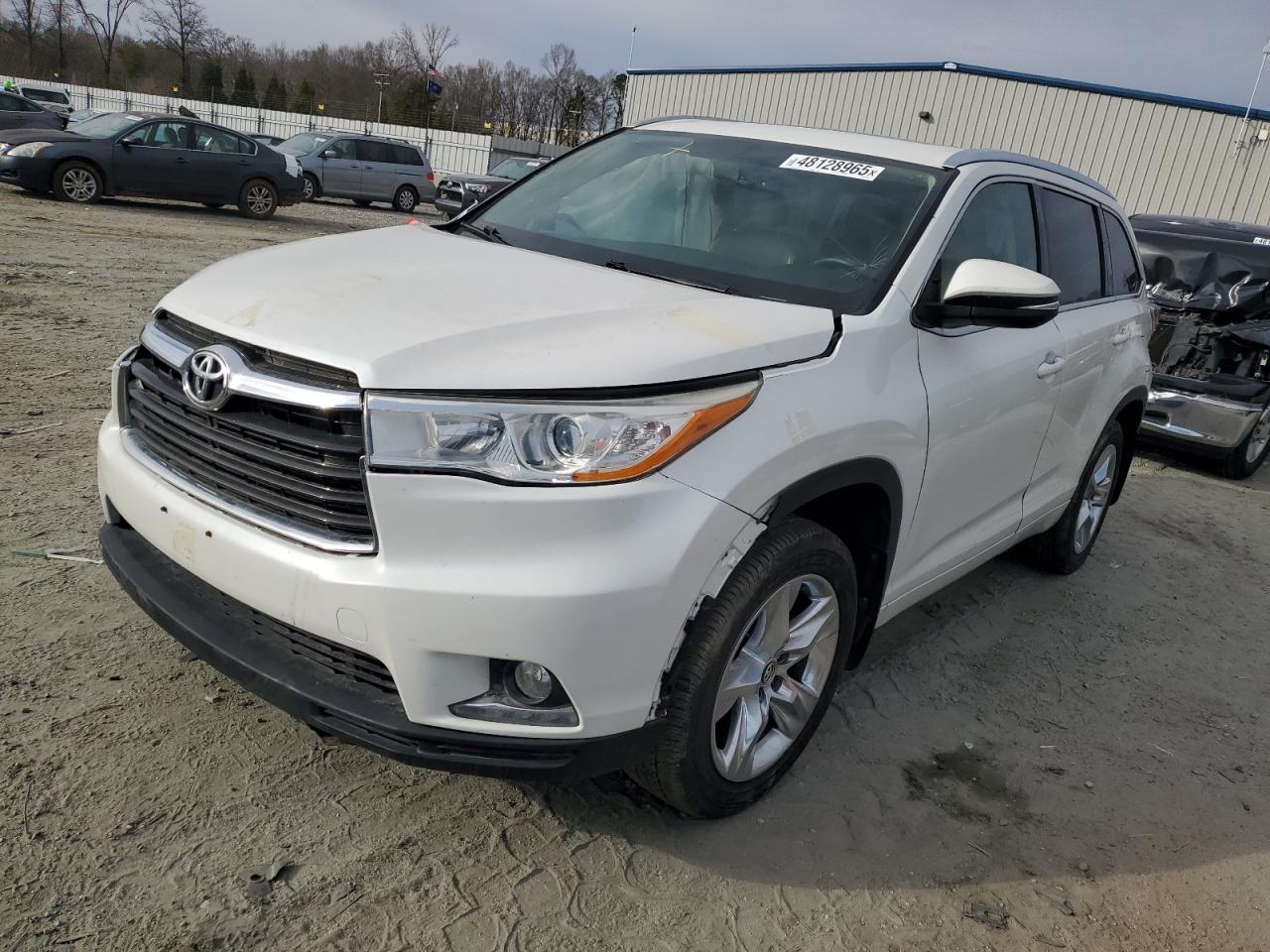 TOYOTA HIGHLANDER 2016