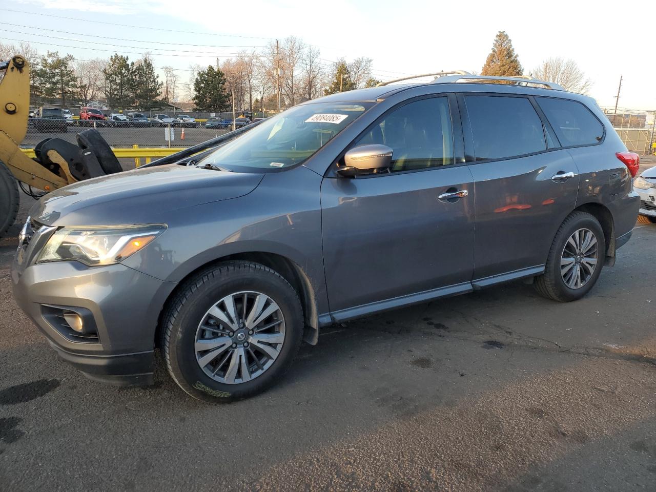NISSAN PATHFINDER 2017