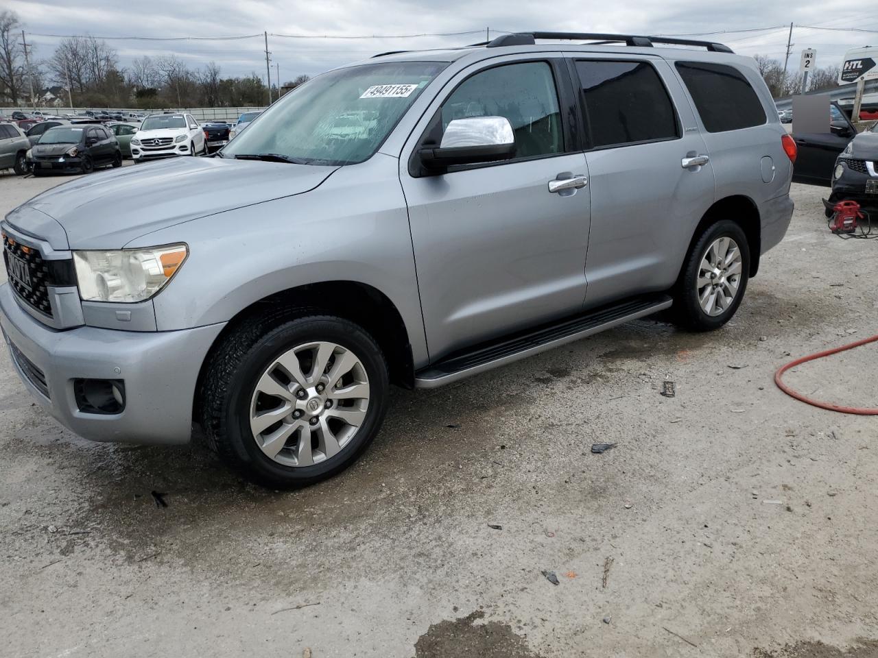 TOYOTA SEQUOIA LI 2011