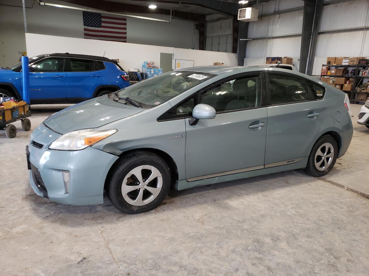TOYOTA PRIUS 2012
