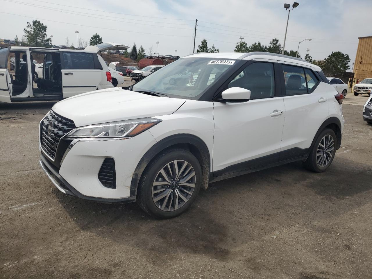 NISSAN KICKS SV 2024