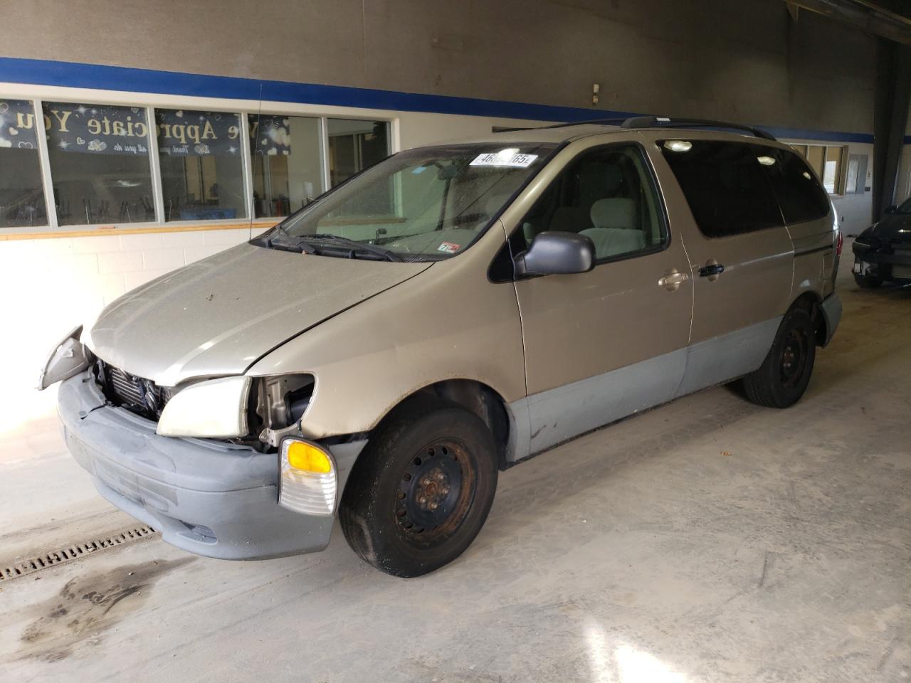 TOYOTA SIENNA CE 2002