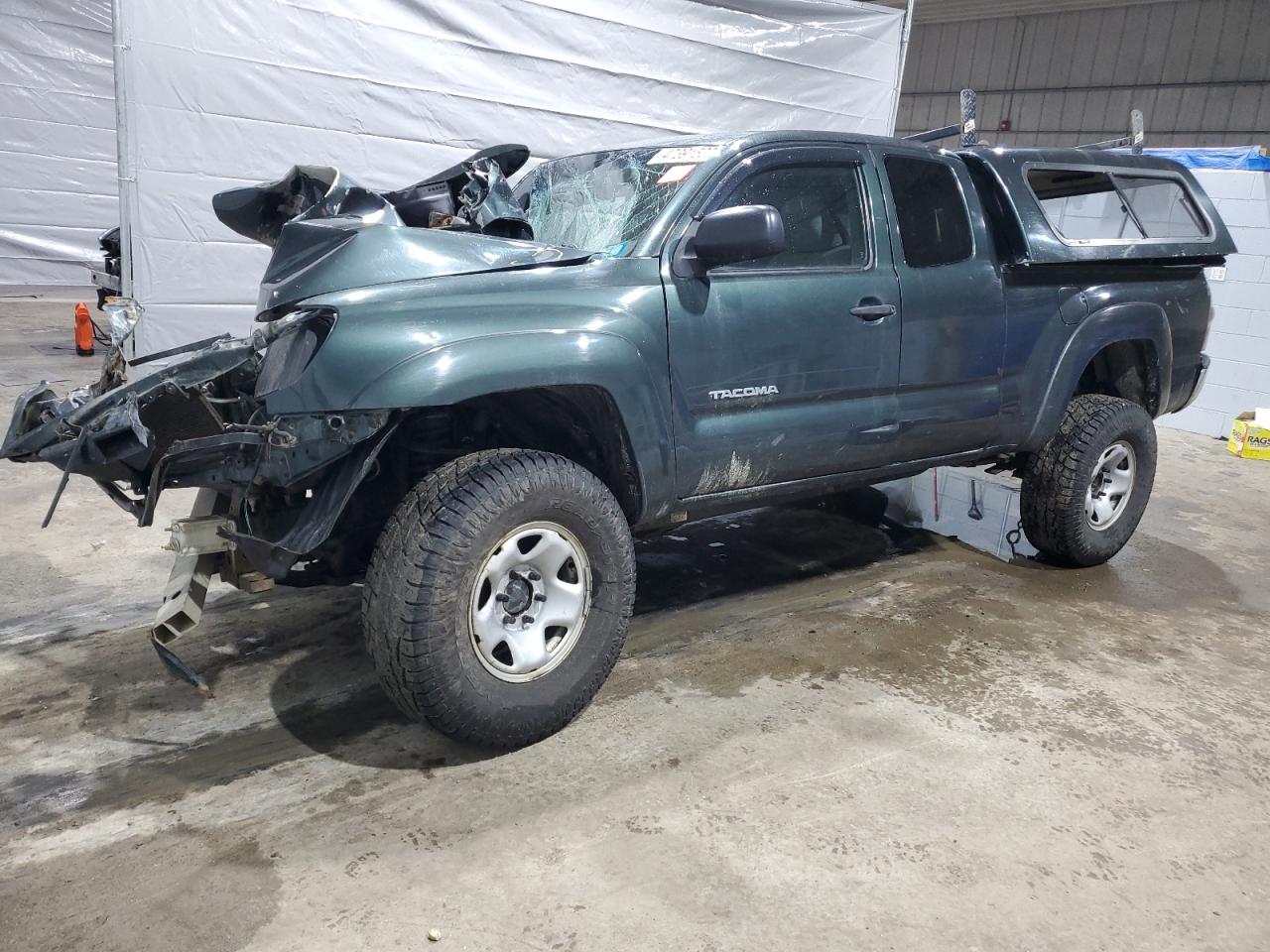 TOYOTA TACOMA ACC 2011