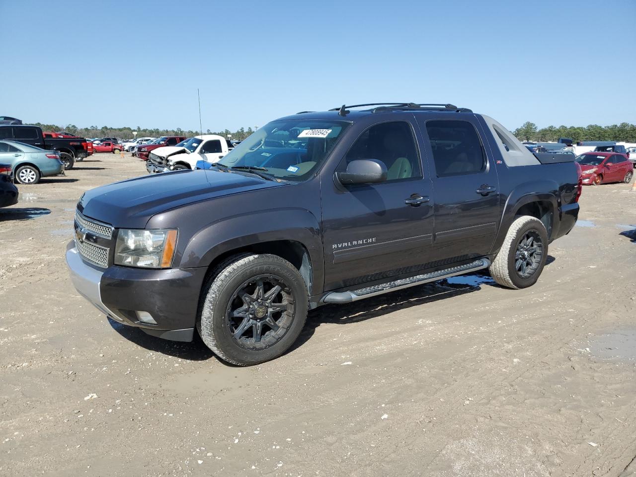 CHEVROLET AVALANCHE 2011