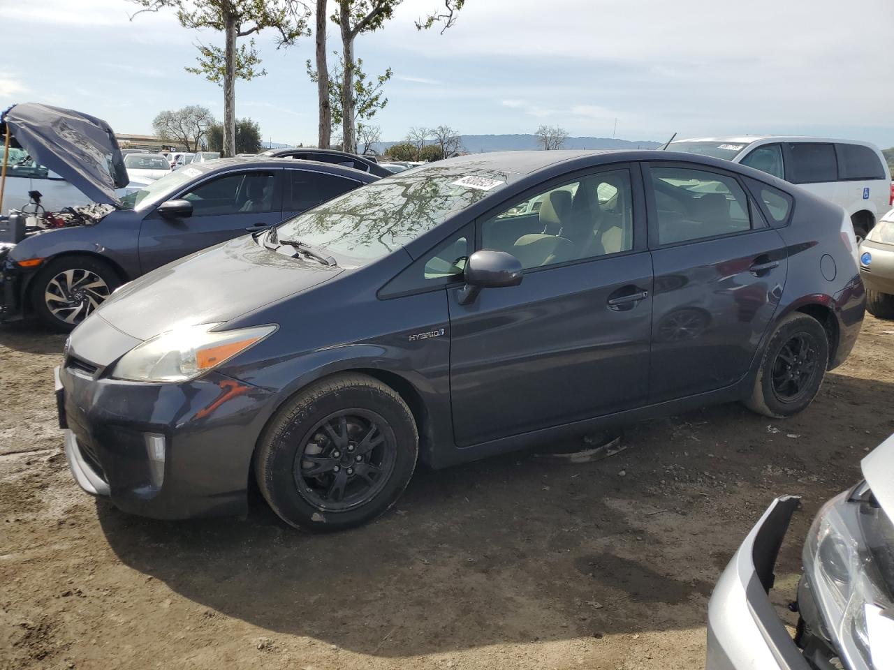 TOYOTA PRIUS 2014