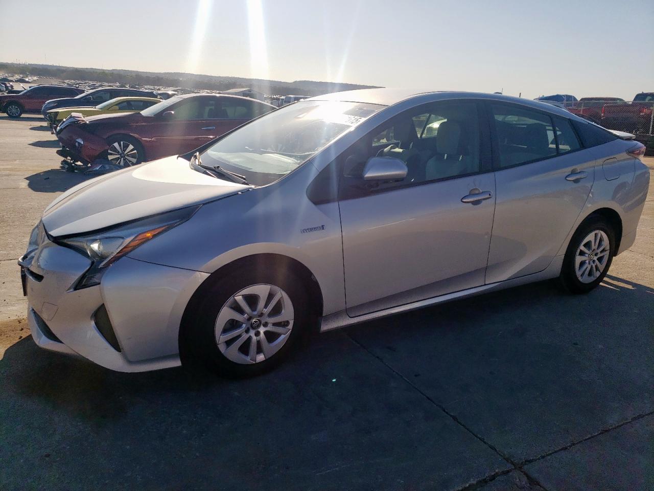 TOYOTA PRIUS 2017