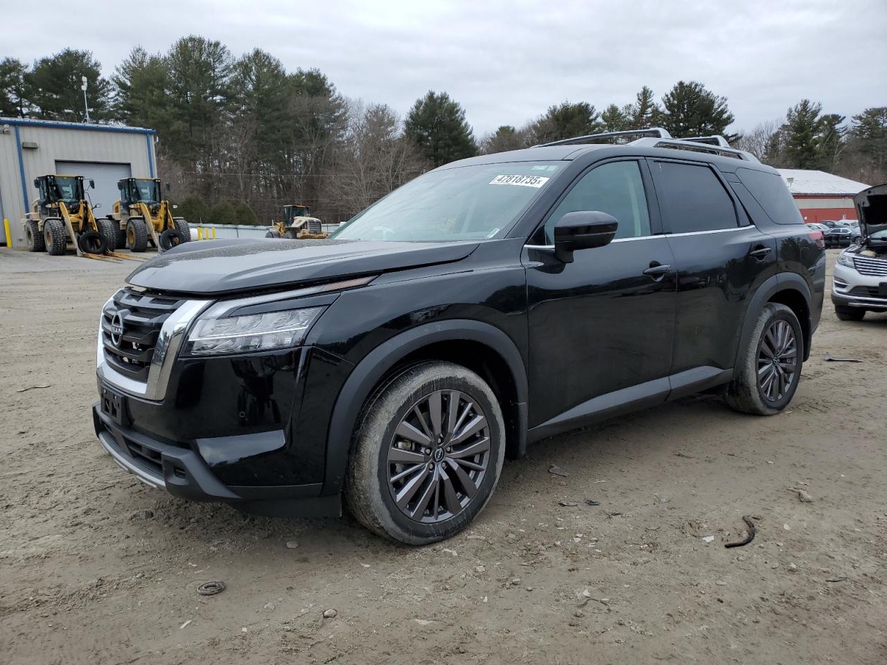 NISSAN PATHFINDER 2023