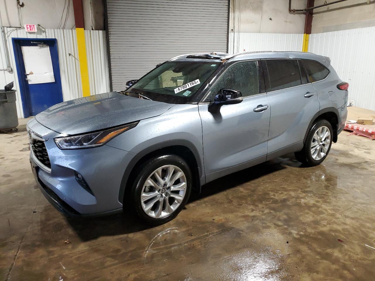 TOYOTA HIGHLANDER 2022