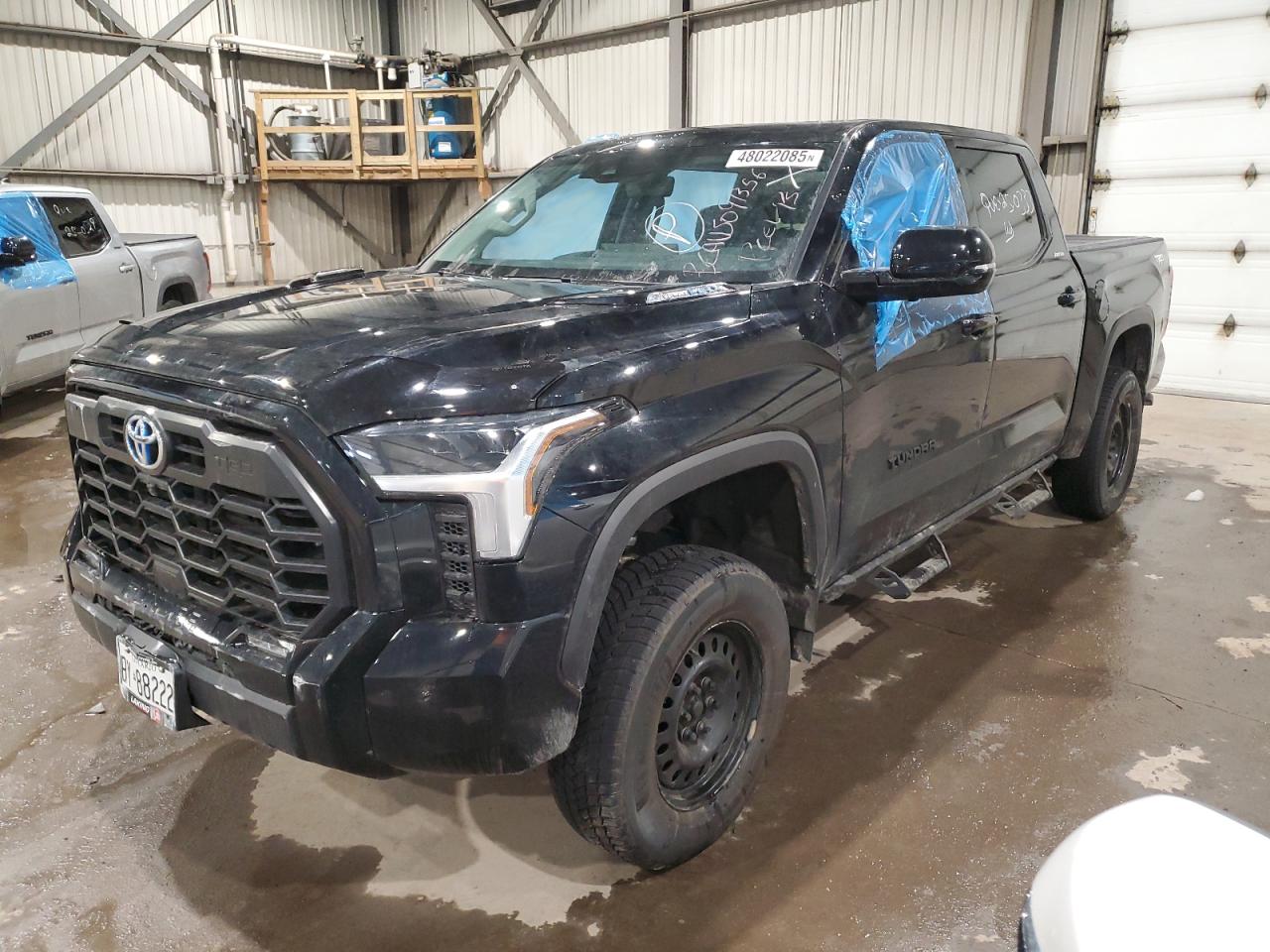 TOYOTA TUNDRA CRE 2024