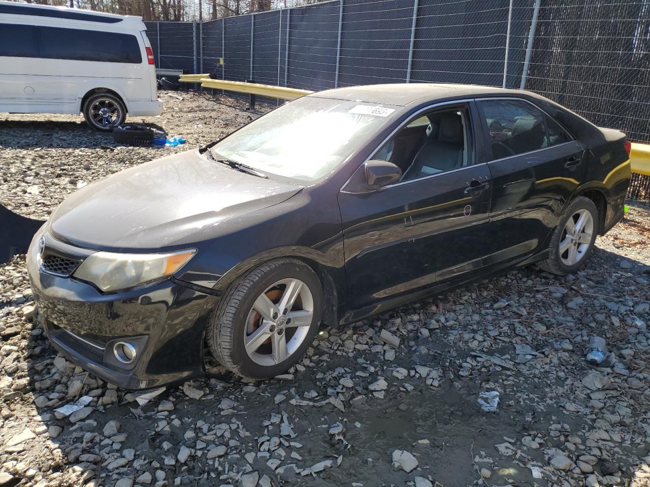 TOYOTA CAMRY BASE 2012
