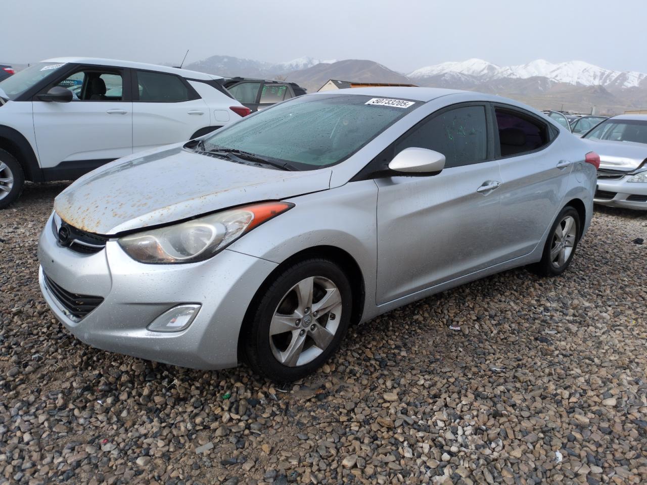 HYUNDAI ELANTRA GL 2012