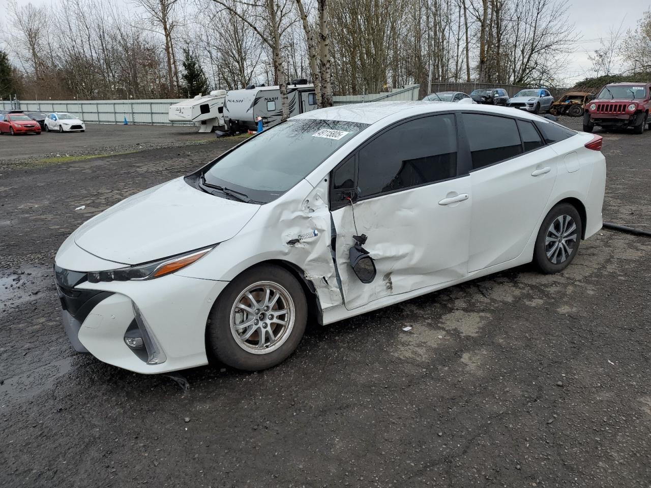 TOYOTA PRIUS PRIM 2022