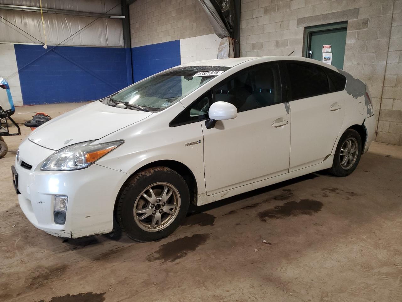 TOYOTA PRIUS 2010