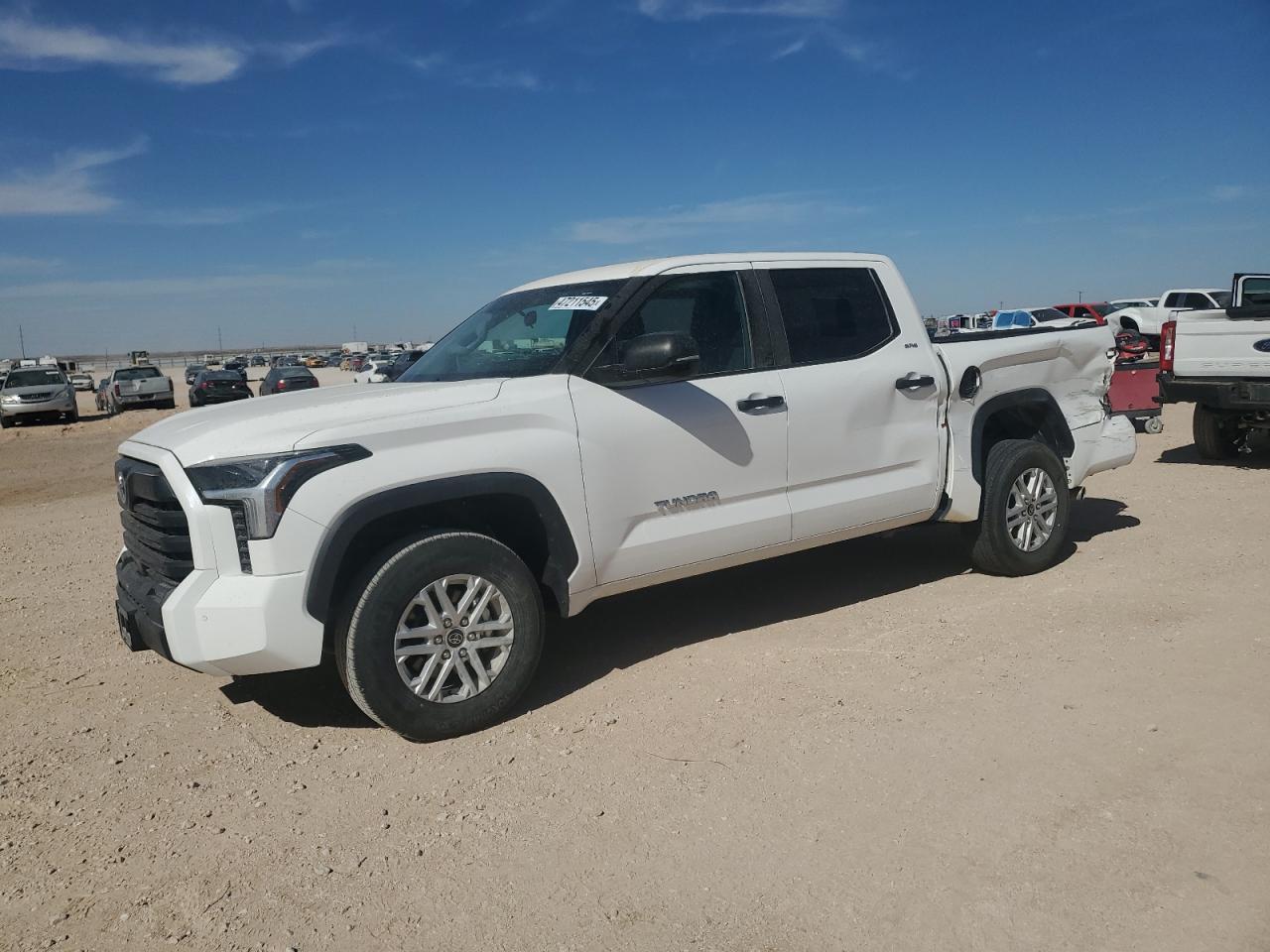 TOYOTA TUNDRA CRE 2024