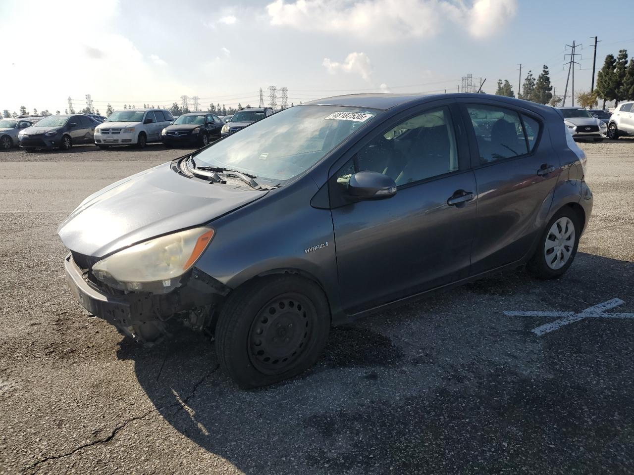 TOYOTA PRIUS C 2014